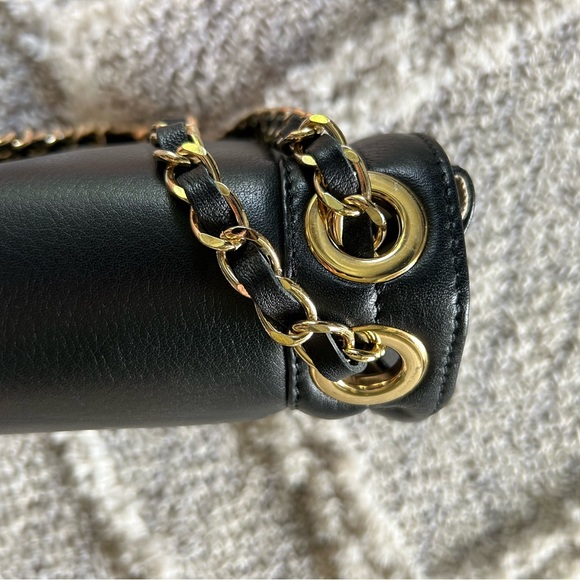 COPY - COPY - VALENTINO BY MARIO VALENTINO
Alice Leather Shoulder Bag - Picture 9 of 10